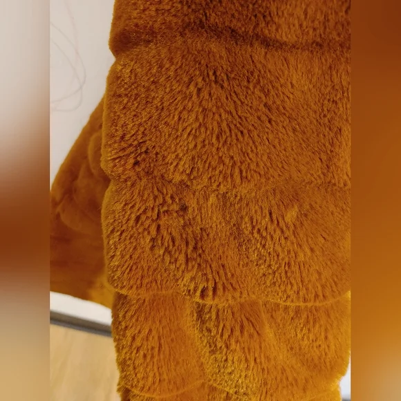 Woven Heart burnt orange faux fur jacket size M - Picture 4 of 10